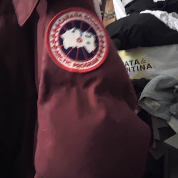 Canada Goose Women's Burgundy Jacket - Picture 5 of 12